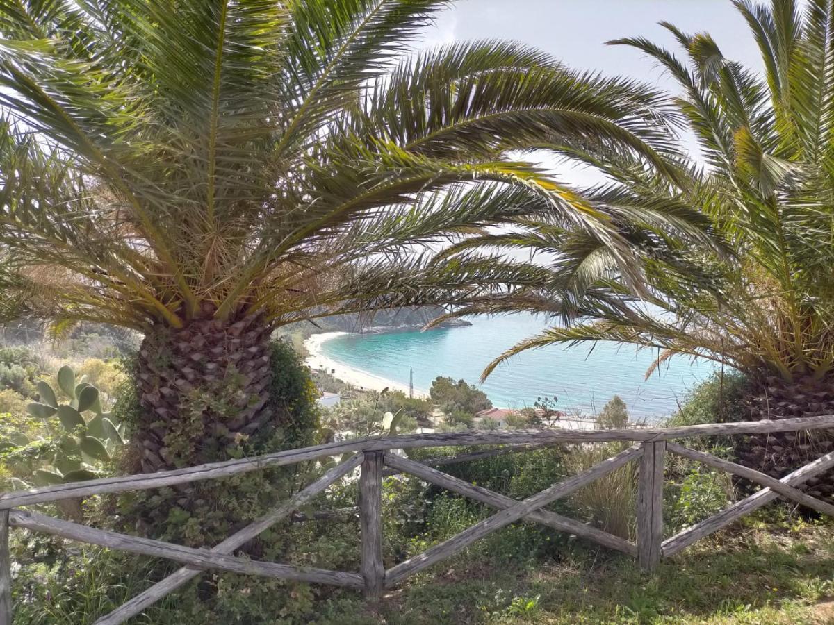 Residence Esmeraldo Capo Vaticano Exterior photo
